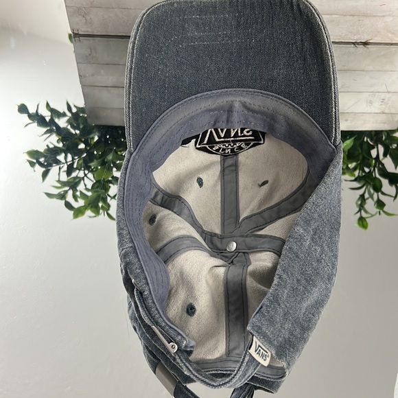 Vans classic style blue denim hat - Picture 8 of 11